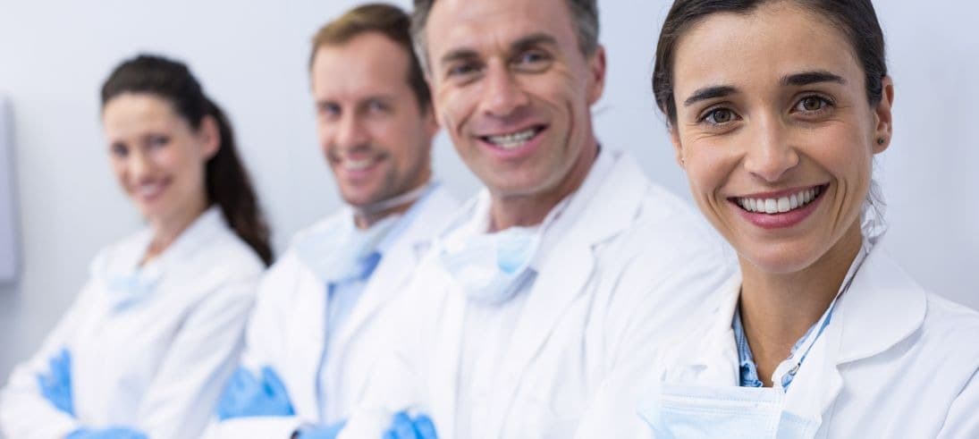 Dentist vs Hygienist: Can a Dentist Clean My Teeth?