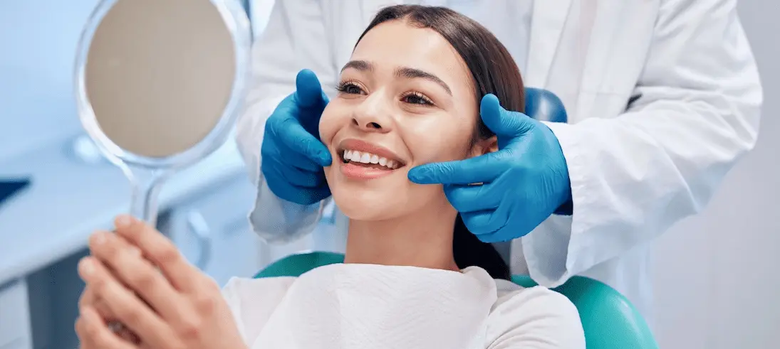 Why Airflow Polishing Can Help Around Crowded Teeth Areas